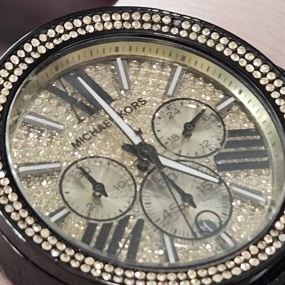 Michael Kors Gold and Black Watch Chronograph - Picture 1 of 9
